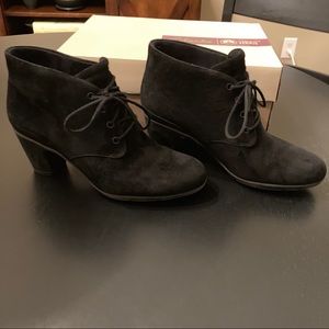 Clark’s Artisan Lucerne Drama Suede Boots Booties